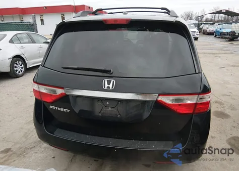 2013 Honda Odyssey Ex-L z USA, uszkodzony, nr VIN 5FNRL5H66DB039719